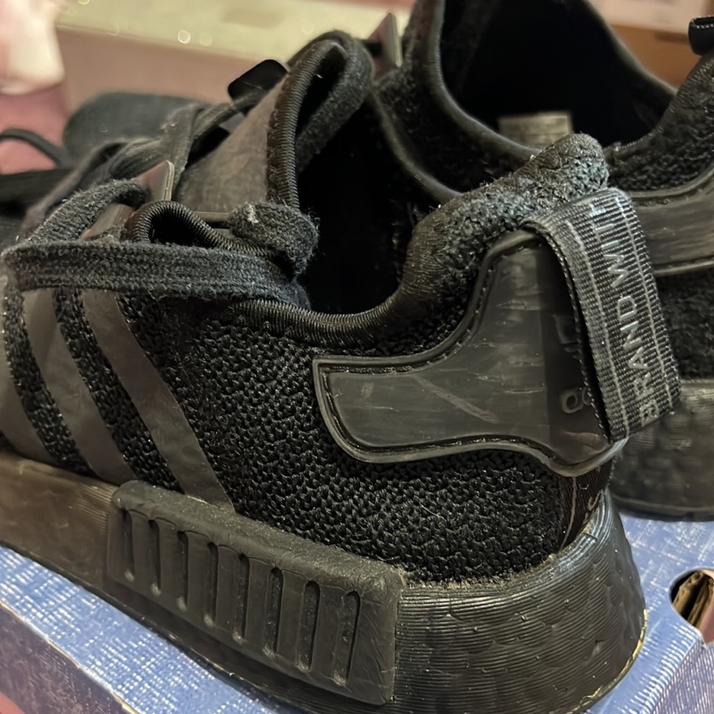 Adidas NMD SIZE 8.5 - Picture 4 of 6
